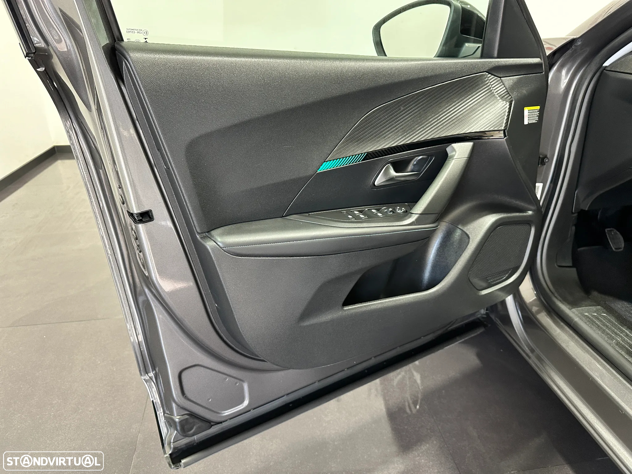 Peugeot 2008 1.5 BlueHDi Allure - 18