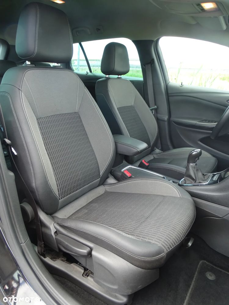 Opel Astra 1.5 D Start/Stop Elegance - 13