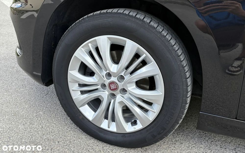 Fiat Tipo 1.3 MultiJet Lounge - 29