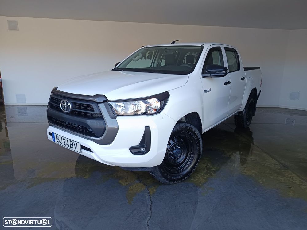 Toyota Hilux 2.4 D-4D 4WD CD CM - 1