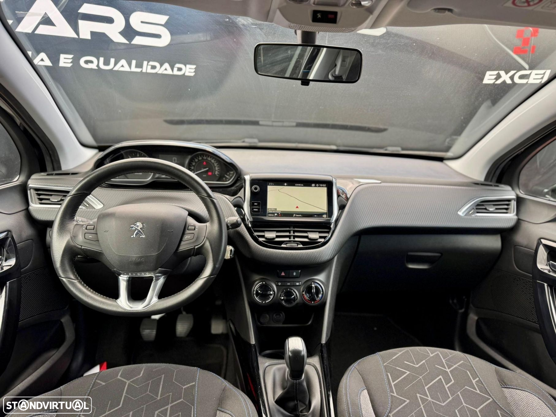 Peugeot 2008 1.5 BlueHDi Signature - 7