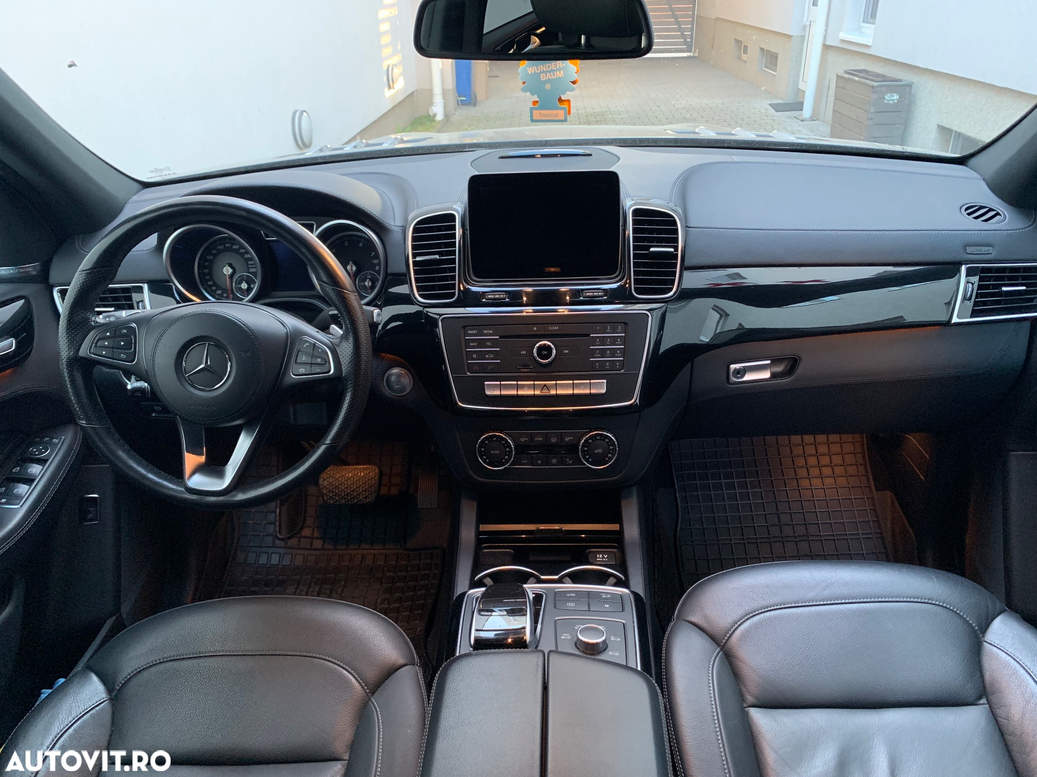 Mercedes-Benz GLS 400 4MATIC Aut - 9