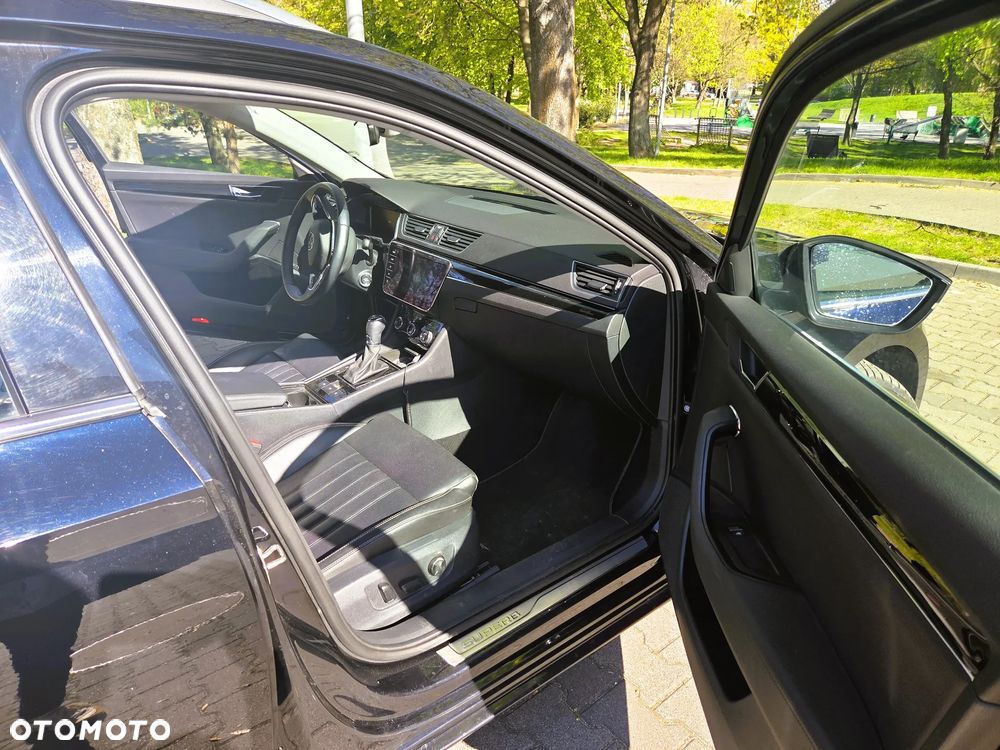 Skoda Superb 2.0 TDI SCR L&K DSG - 10