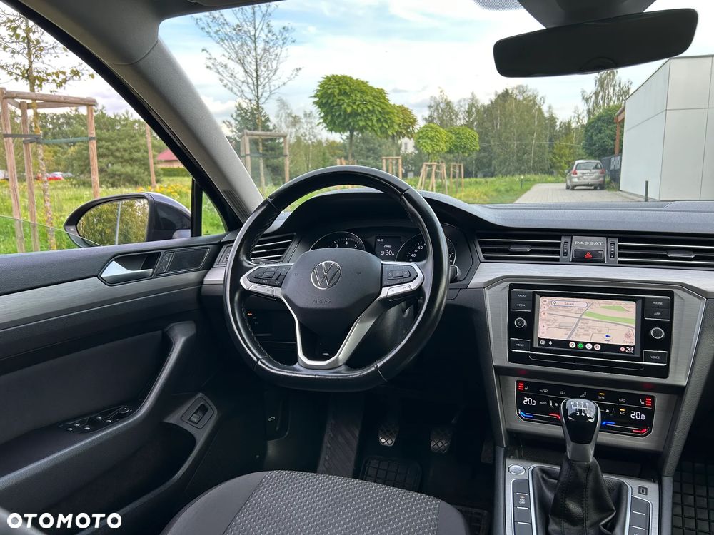 Volkswagen Passat 1.5 TSI EVO Essence - 17