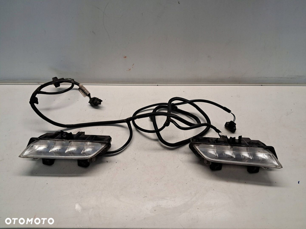 Renault Clio IV LEWA PRAWA lampa LED DRL instalacja zderzaka halogenów KPL