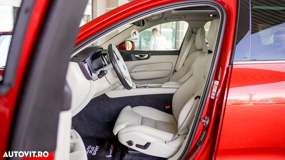 Volvo XC 60 Recharge T6 Twin Engine eAWD Inscription Expression - 25