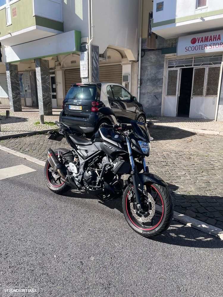 Yamaha MT-03 - 2