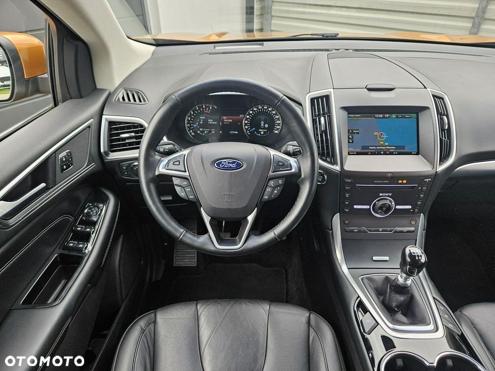 Ford Edge 2.0 TDCi 4x4 Titanium - 31