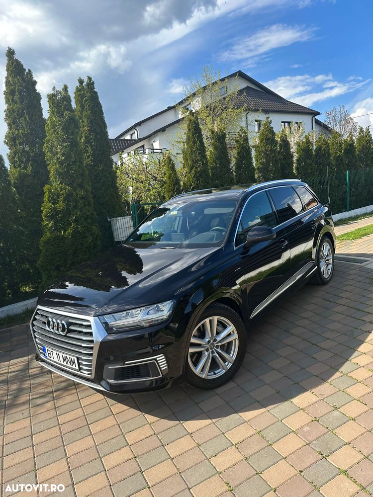 Audi Q7 - 1