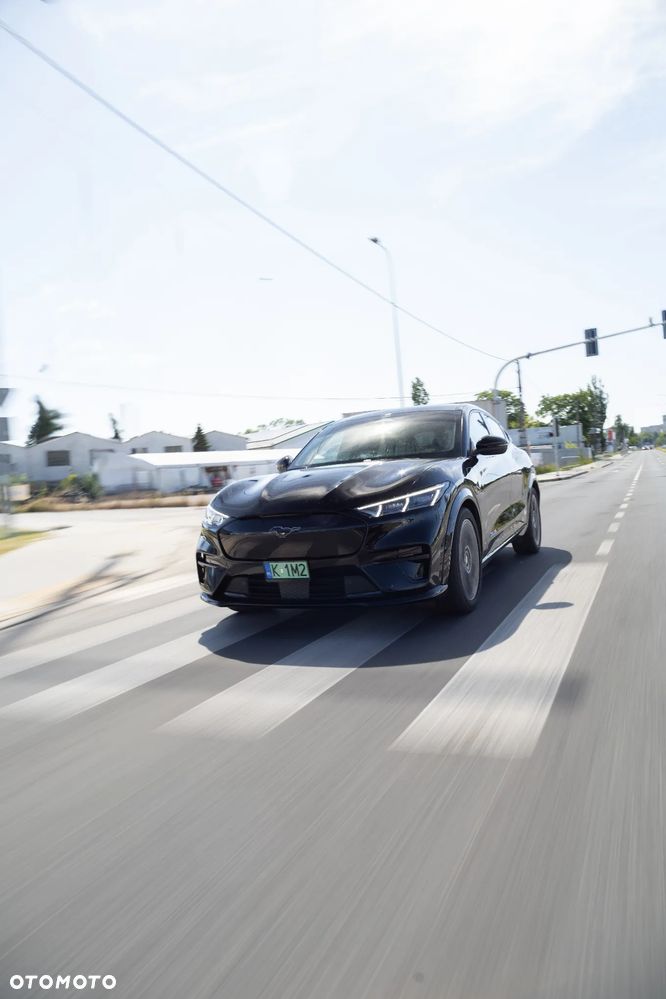 Ford Mustang Mach-E 98kWh AWD GT - 25