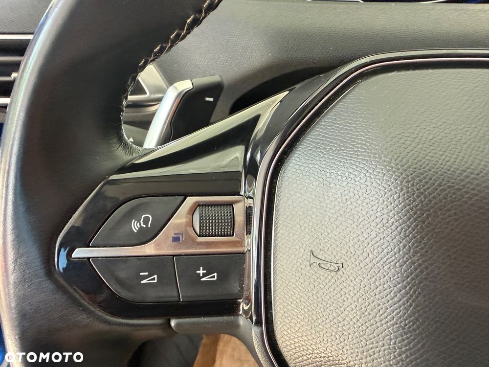 Peugeot 3008 1.2 PureTech Allure Pack S&S EAT8 - 11