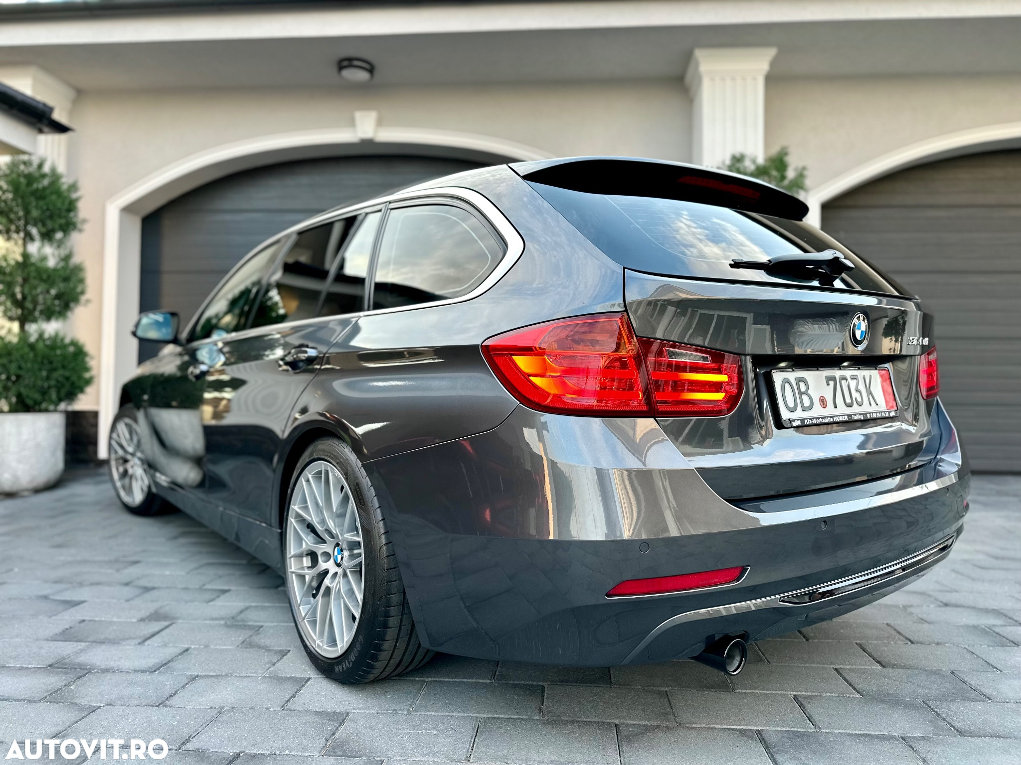BMW Seria 3 320d Sport Line - 4