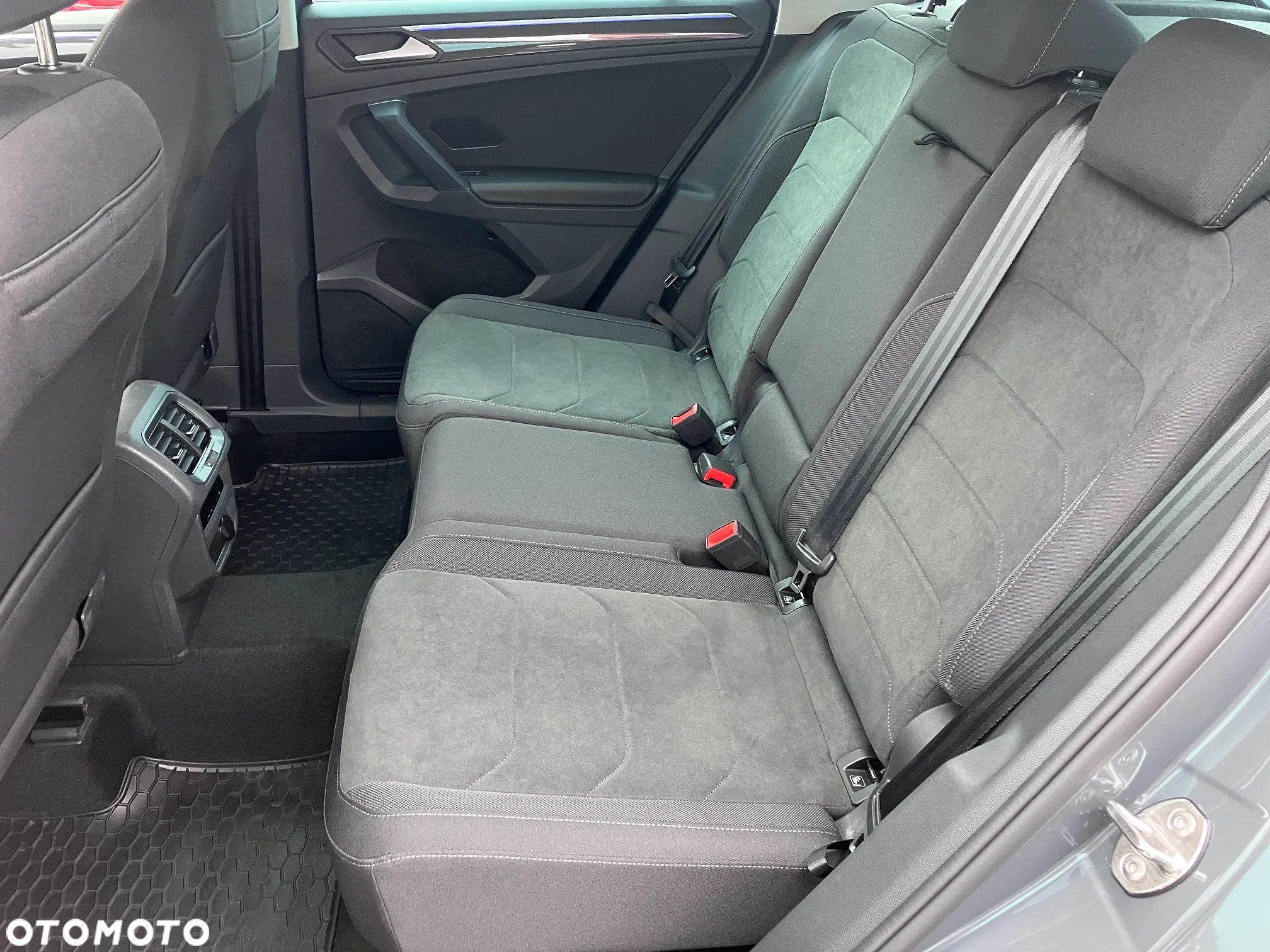 Volkswagen Tiguan 1.5 TSI EVO Elegance DSG - 25