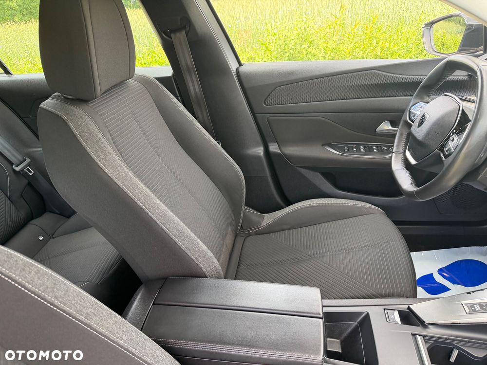 Peugeot 308 PureTech 130 GPF EAT8 Stop & Start Allure Business-Paket - 15