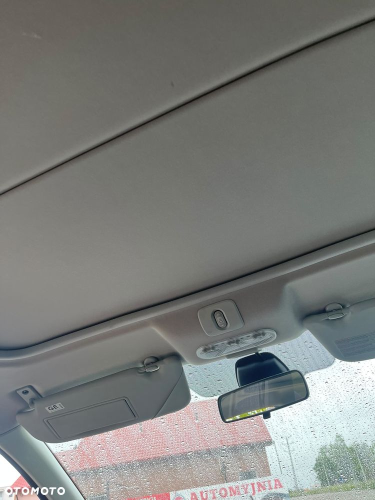 Nissan Qashqai 1.6 dCi 4 x 4 DPF tekna - 11