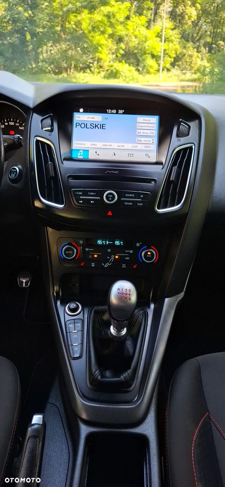 Ford Focus 1.5 EcoBoost ST-Line Business - 18
