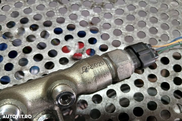 Rampa injectoare 12R32330 12R32330 Mazda CX-5 1 (KE) [2011 - 2015] Cr - 4