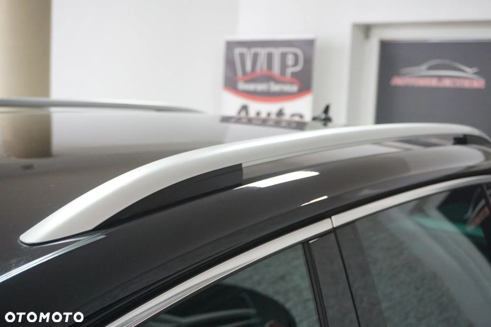 Volkswagen Tiguan - 9