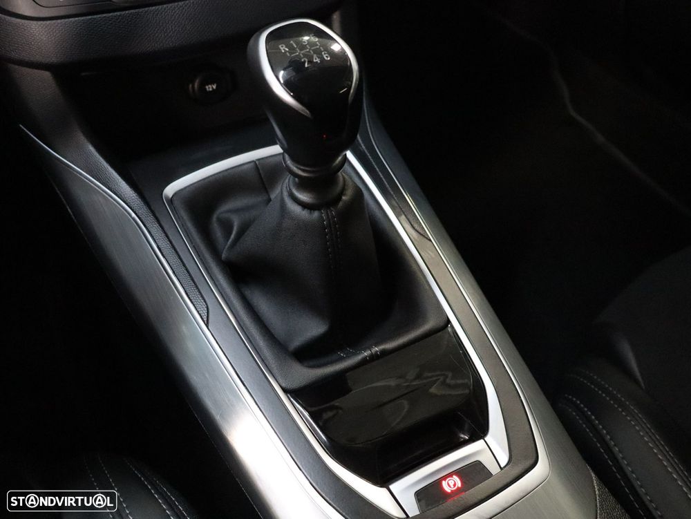 Peugeot 308 SW 1.2 PureTech Style - 19