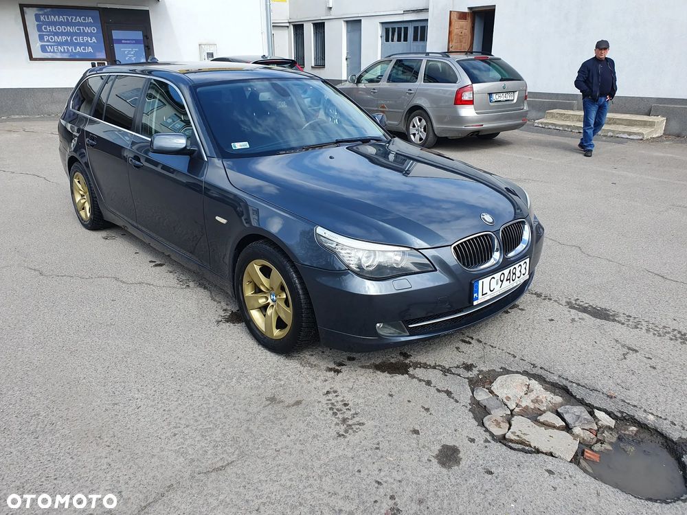BMW Seria 5 525d - 8