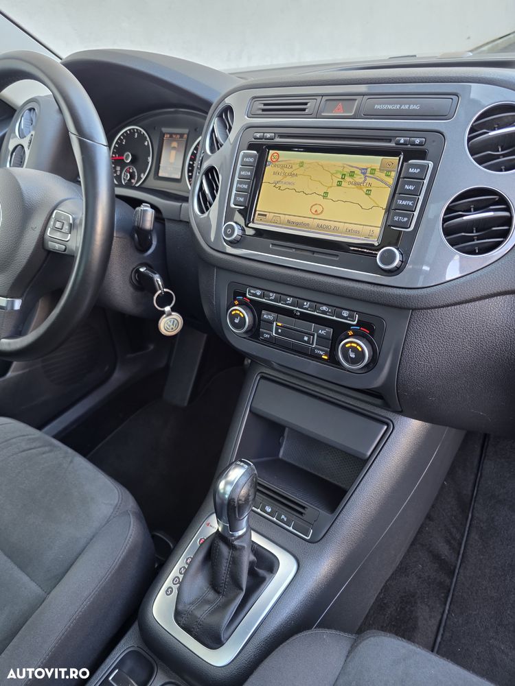 Volkswagen Tiguan 2.0 TDI DPF 4Motion BlueMotion Technology DSG Exclusive - 9