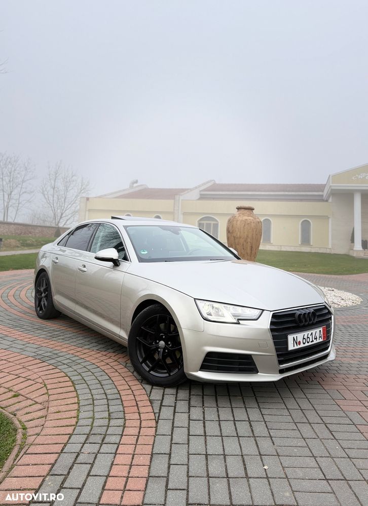 Audi A4 Avant 2.0 TDI ultra S tronic - 2