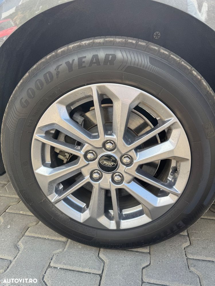 Ford Focus 1.5 EcoBlue 8AT Titanium - 6