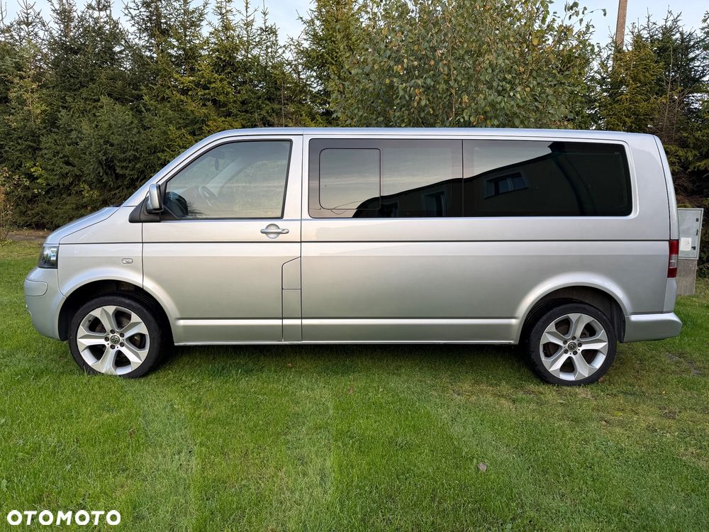 Volkswagen Caravelle - 27