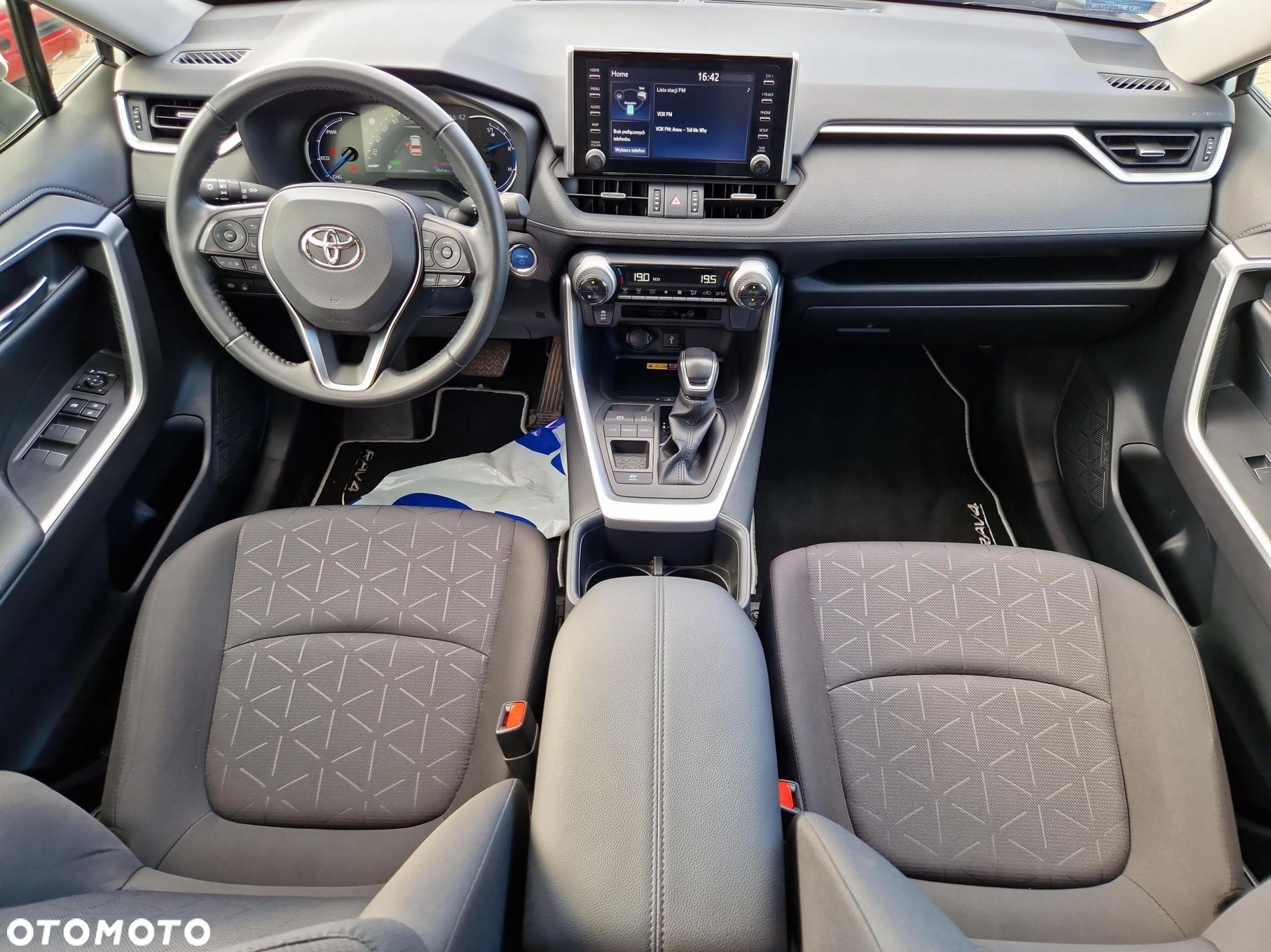 Toyota RAV4 2.5 Hybrid Comfort 4x2 - 12