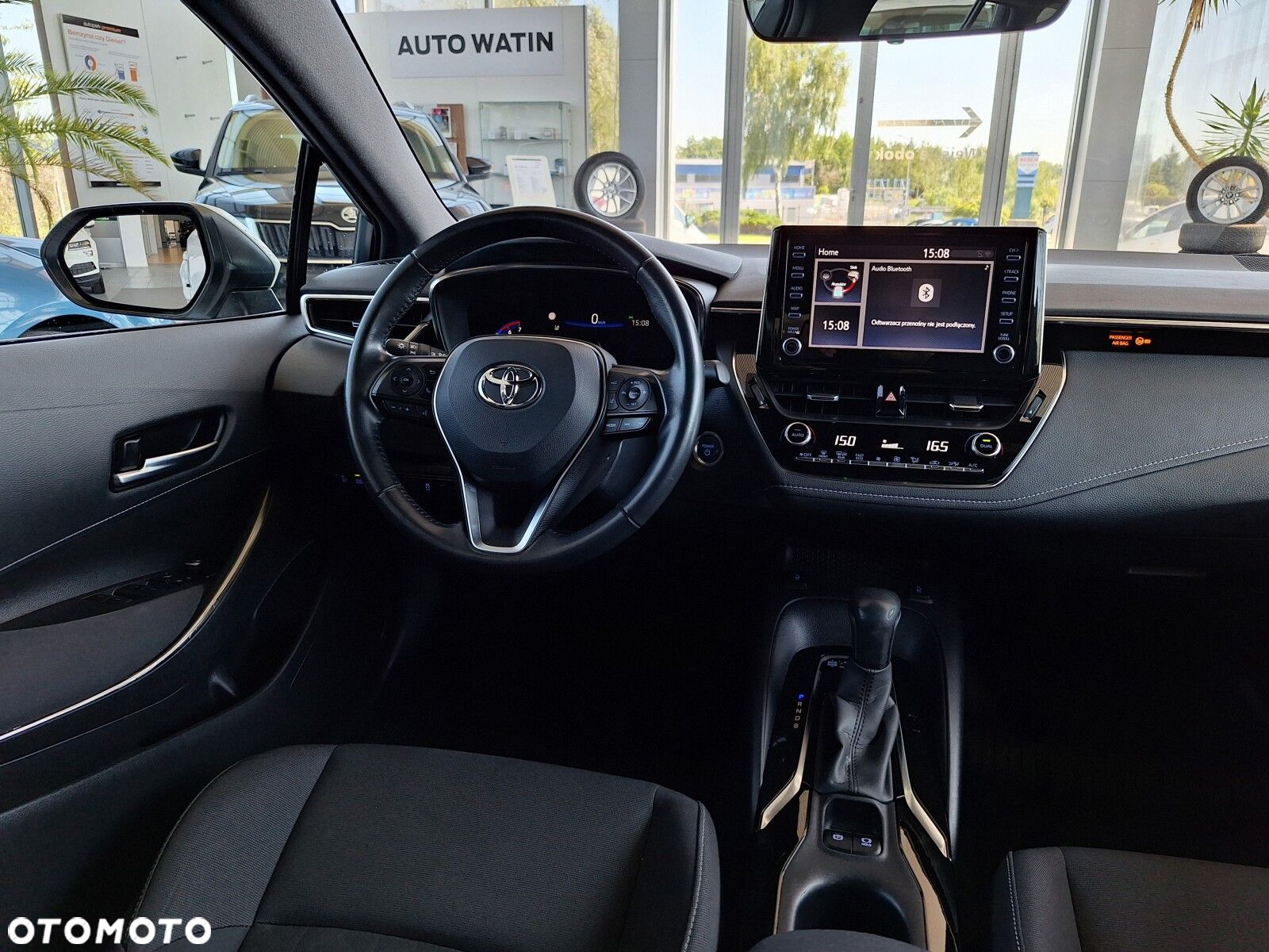 Toyota Corolla 1.8 Hybrid Comfort - 18