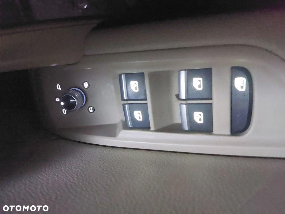 Audi Q5 2.0 TFSI Quattro S tronic design - 32