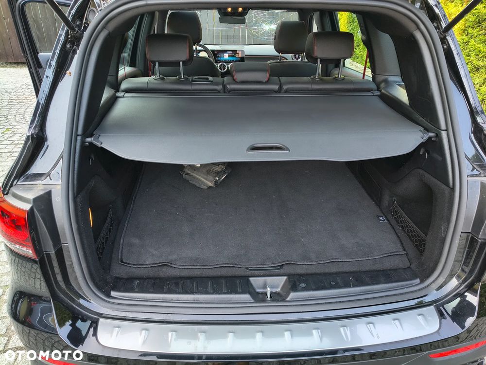 Mercedes-Benz GLB AMG 35 4-Matic - 11