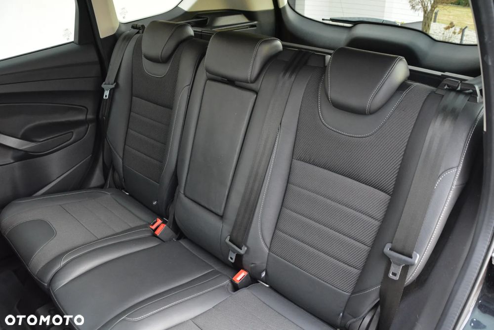 Ford Kuga 2.0 TDCi 2x4 Individual - 30