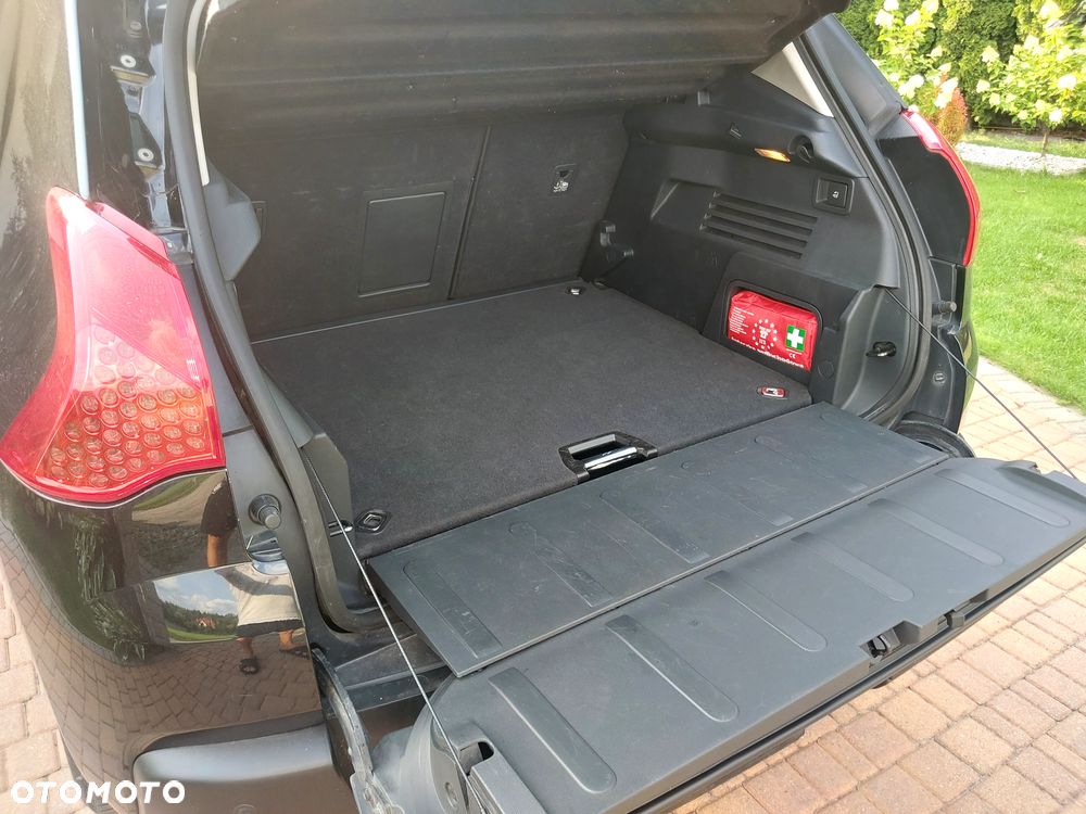 Peugeot 3008 1.6 HDi Premium - 5