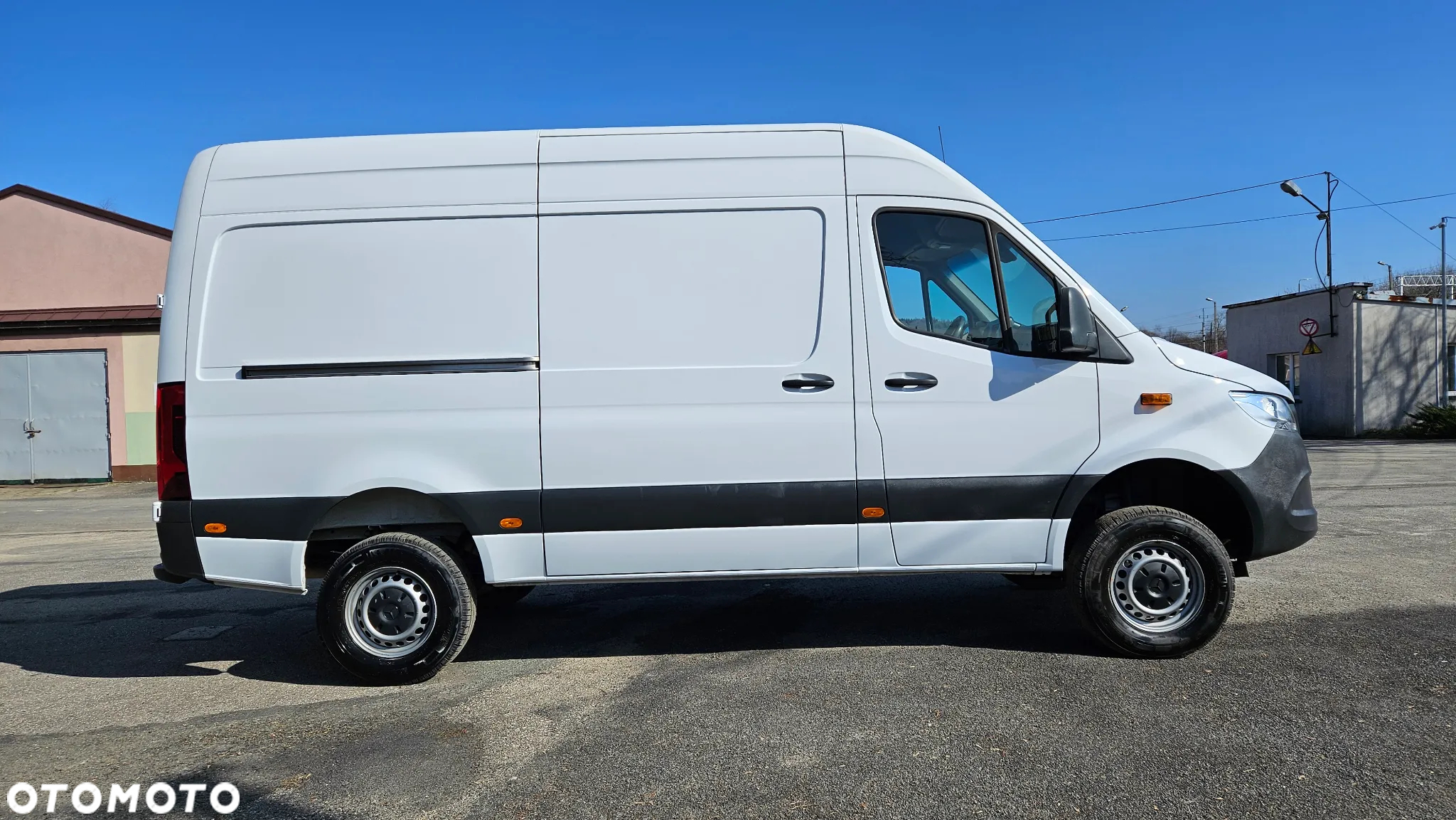 Mercedes-Benz Sprinter 4x4 rok 2020 przebieg 73800km silnik 3.0 moc 190ps klimatronik - 10