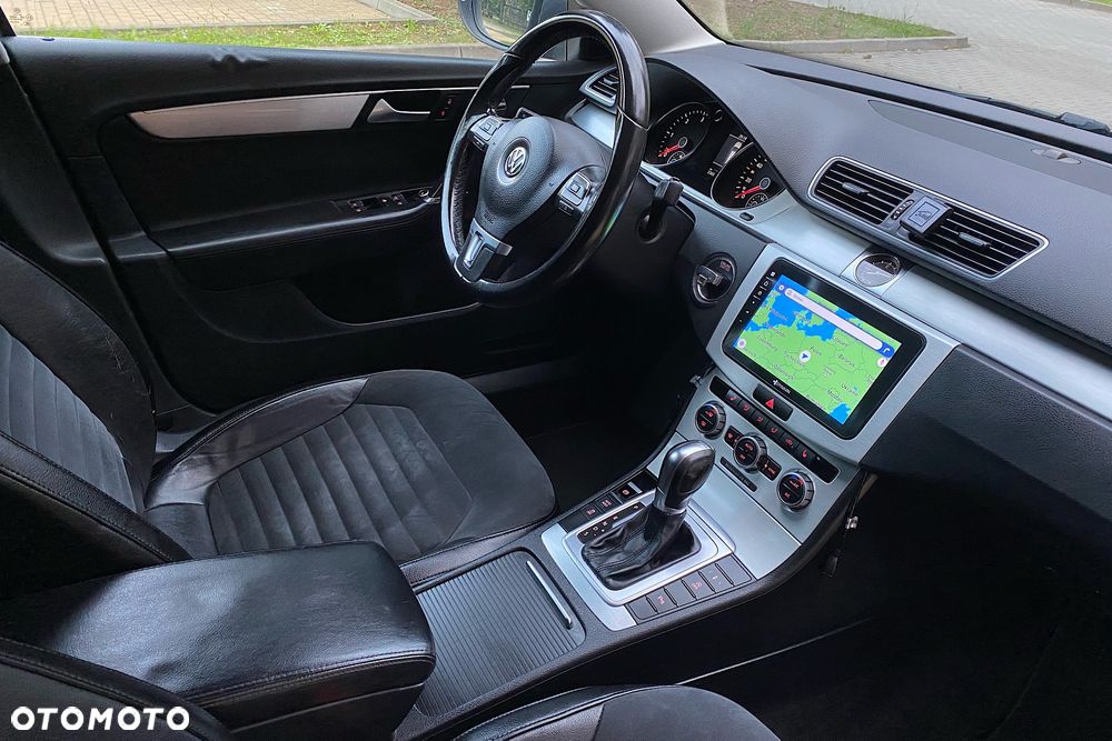 Volkswagen Passat 2.0 TDI DSG BlueMotion Technology Highline - 33