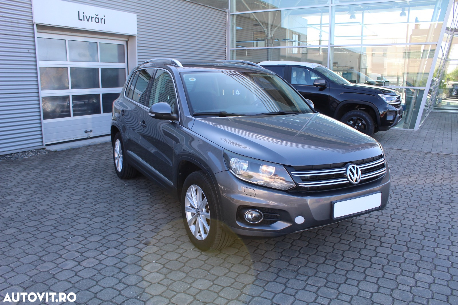 Volkswagen Tiguan 2.0 TDI 4Motion BMT Track & Style - 3