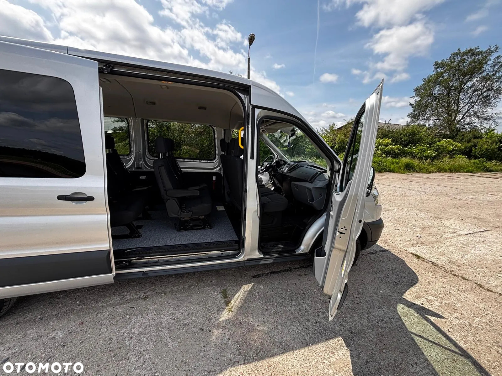 Ford Transit - 18