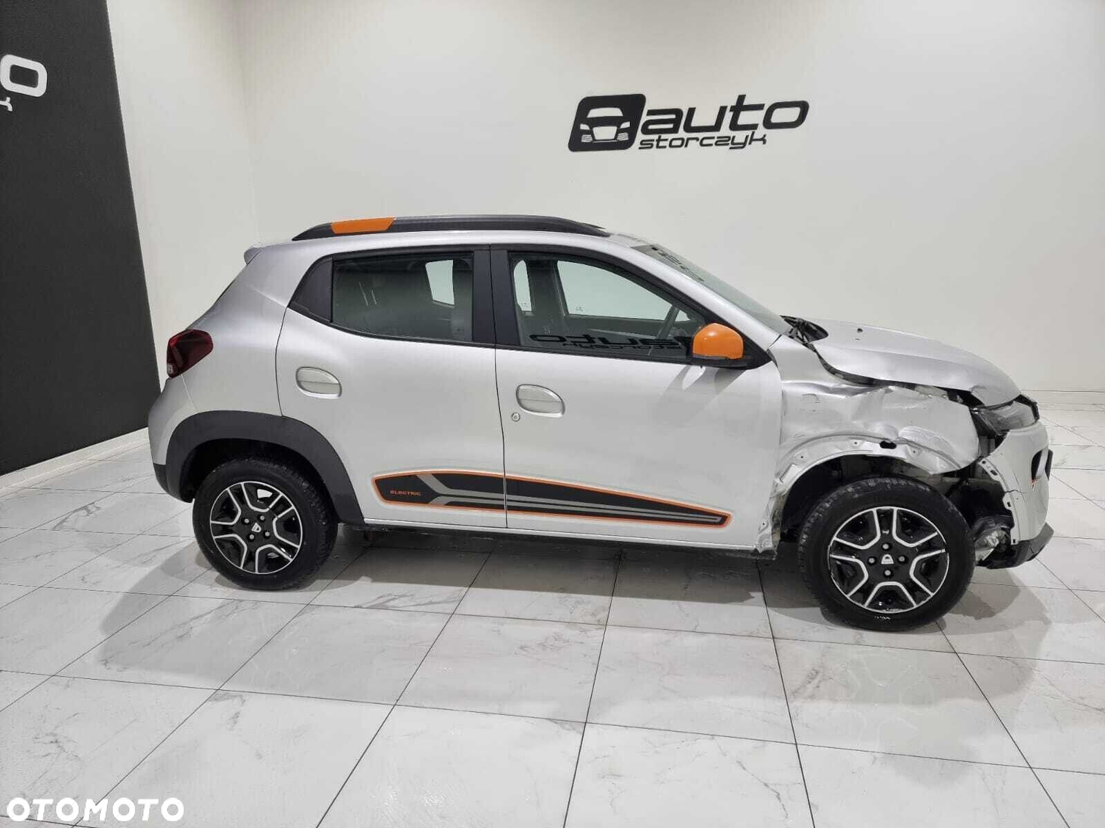 Dacia Spring - 14