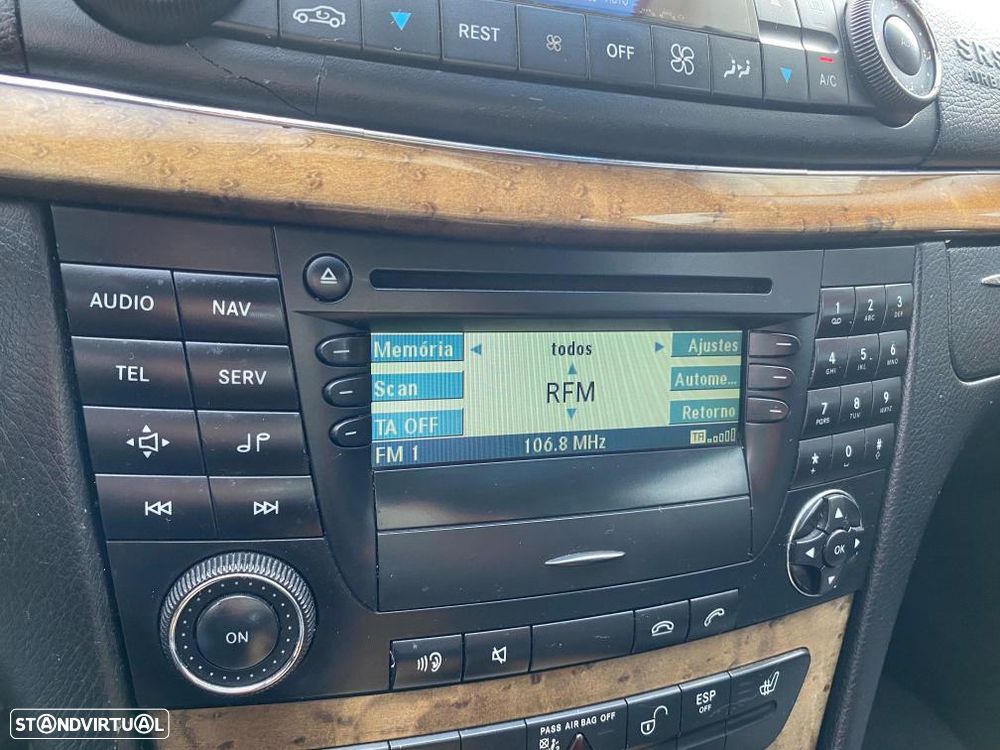 Mercedes-Benz E 220 CDI Auto Avantgarde - 19