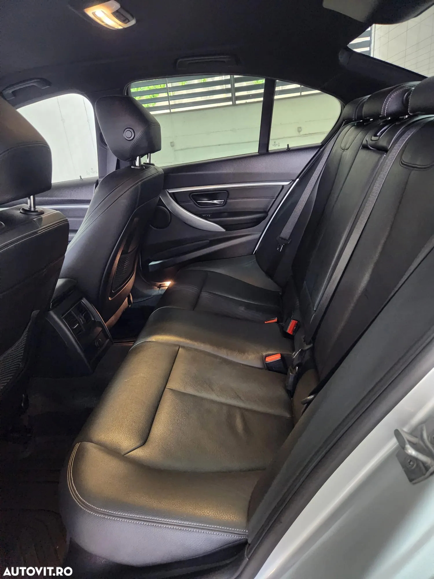 BMW Seria 3 - 16