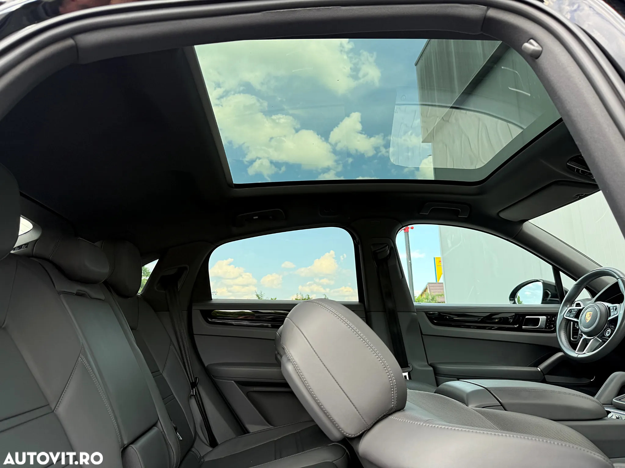 Porsche Cayenne Coupe Tiptronic S - 16