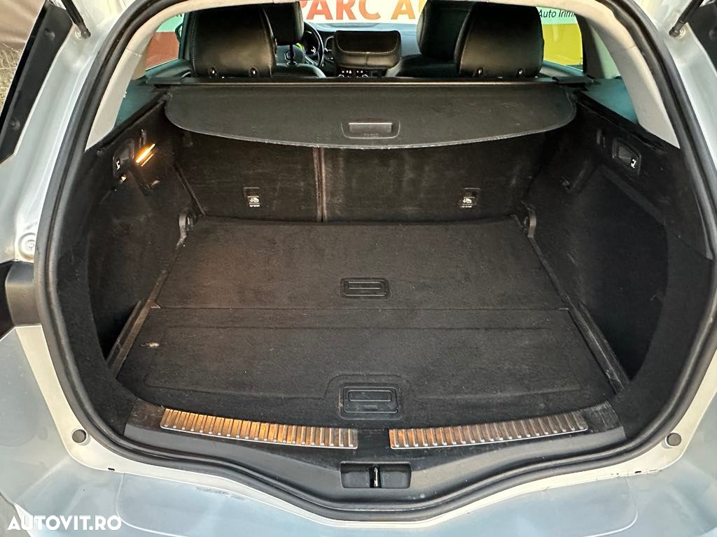 Renault Megane ENERGY dCi 110 EDC INTENS - 17
