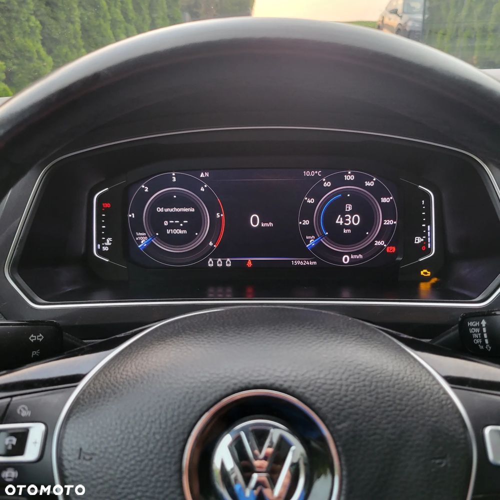 Volkswagen Tiguan - 12