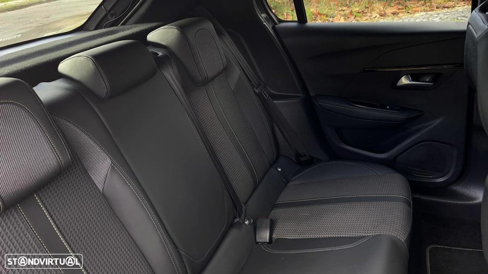 Peugeot 208 1.2 PureTech GT Line EAT8 - 27