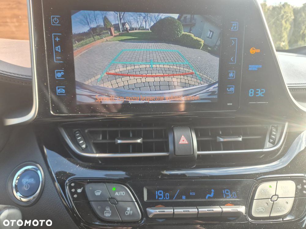 Toyota C-HR 1.8 Hybrid Prestige - 13