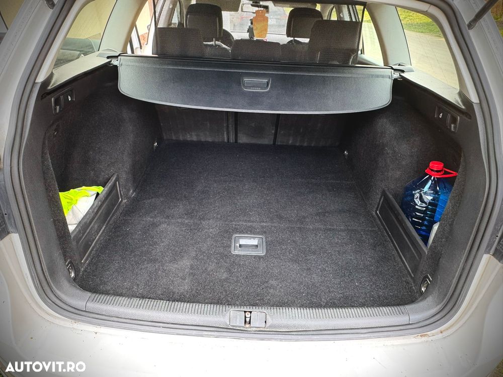Volkswagen Passat - 6
