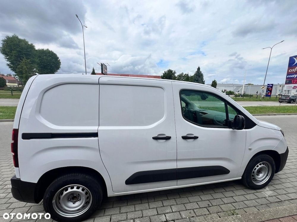 Opel Combo 1.2 Turbo Edition Plus S&S - 5