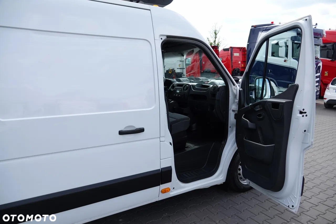 Renault MASTER / PODNOŚNIK KOSZOWY – 10,5 metra / BLASZAK + WZWYŻKA / SPROWADZONY / PO KONTRAKCIE SERWISOWYM - 36