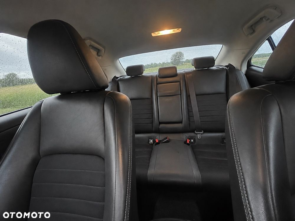 Lexus IS 300h Elegance - 7